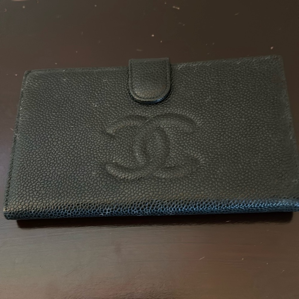 Chanel black leather double c snap wallet. Authentic!Good condition!